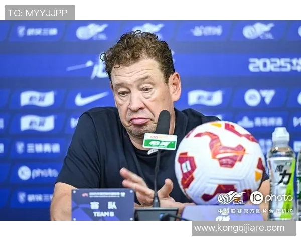 斯卢茨基誓言全力冲刺踔厉2025三轮决战力保球队不再丢分